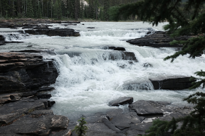 /images/800px/athabascafalls.jpg
