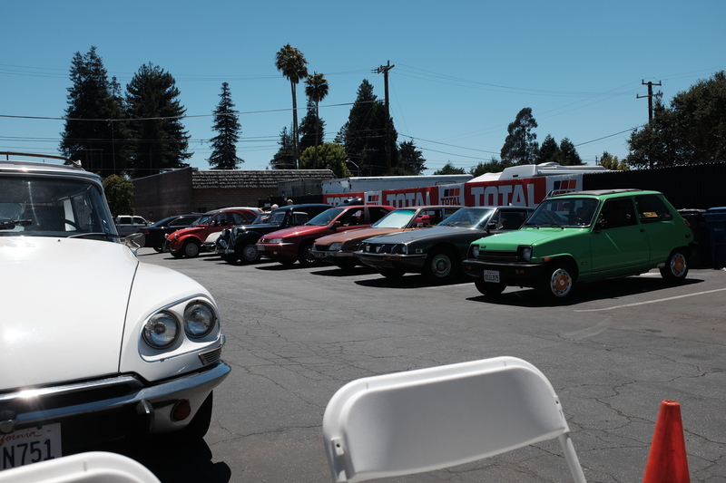 /images/800px/carsatsantacruzmeet.jpg